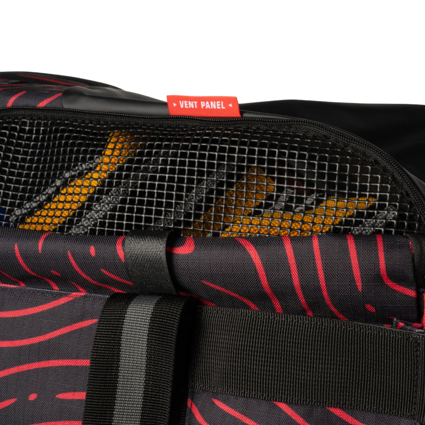 A photo of the BAUER Premium Junior Carry Bag in colour black and red. Red BAUER logo.