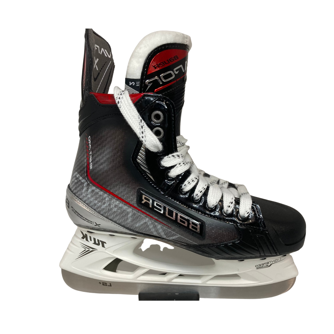 A photo of the Bauer Vapor Shift Pro Intermediate Skates in colour black.