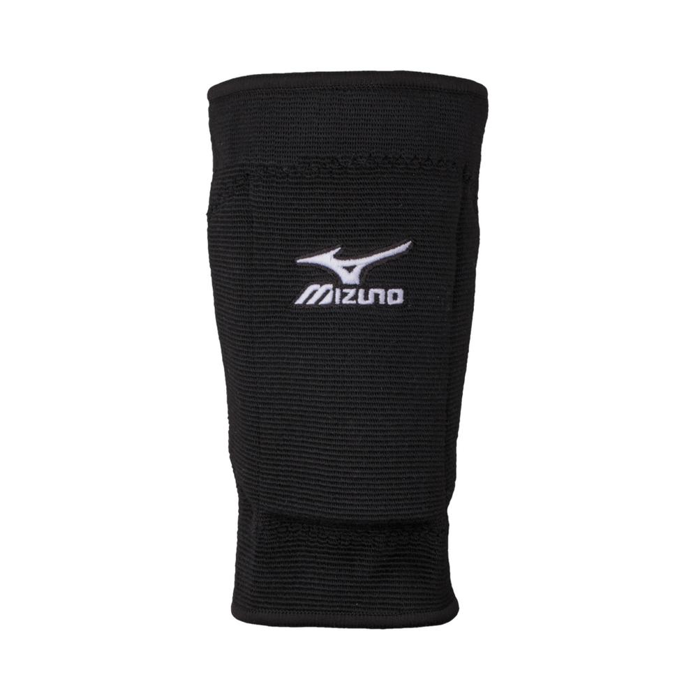 A photo of the Mizuno T10 Plus Kneepads in colour black, front view.