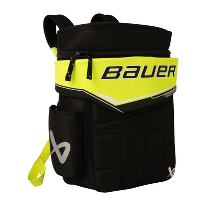 A photo of the Bauer Glove Backpack in colour black and gold.