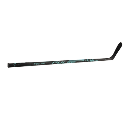 A photo of the Bauer Pulse Senior Hockey Stick in colour black and blue.