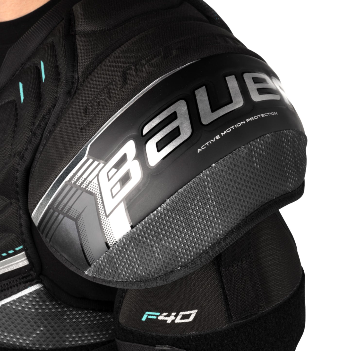 A photo of the Bauer Supreme F40 Senior Shoulder Pads in colour black.
