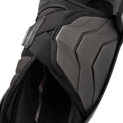 A photo of the Bauer Supreme F50 Pro Intermediate Shin Guard in colour black and blue.