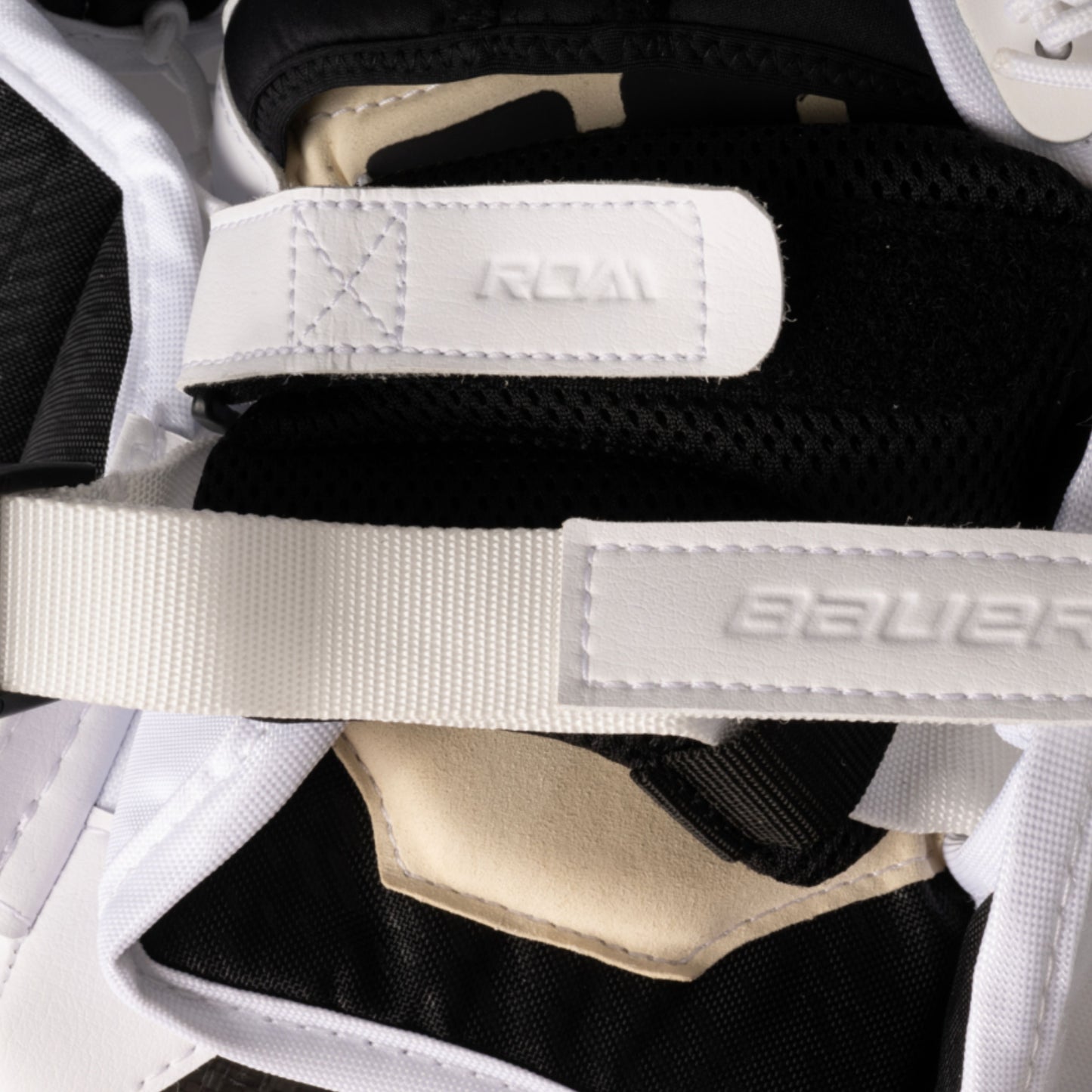 A photo of the Bauer Supreme Fuse Senior Goalie Catcher in colour white.