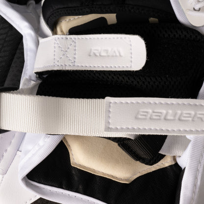 A photo of the Bauer Supreme Fuse Senior Goalie Catcher in colour white.