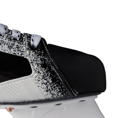 A photo of the Bauer Vapor Flylite LE Hockey Skates in colour white and black.
