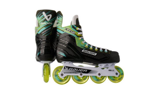 A photo of the Bauer XRS RH Intermediate Roller Skate in colour black and green.