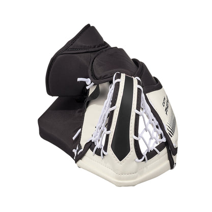 A photo of the CCM Phenom Youth Goalie Catcher in colour white and black.