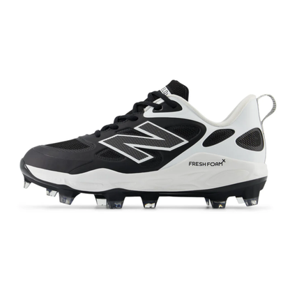 A photo of the New Balance Fresh Foam Velo V4 Women's Molded Baseball Cleats in colour black and white.