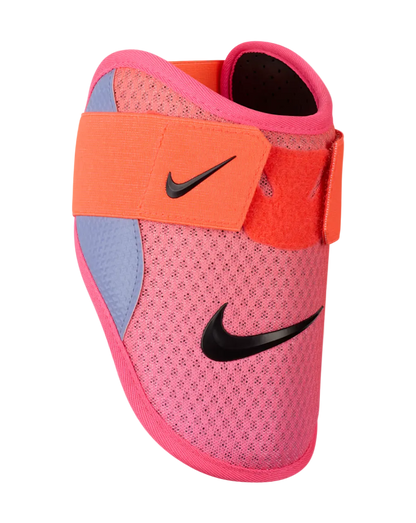 A photo of the Nike Diamond Baseball Batter's Elbow Guard in colour pink.