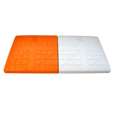A photo of the Rawlings Safe Release Double Base in colour white and orange.