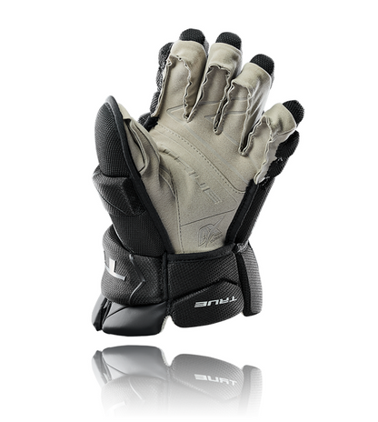 A photo of the True Catalyst 9X Hockey Glove in colour black. Palm view.