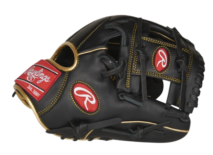 A photo of the Rawlings R9 Series 11.5" 200-Pattern Infield Glove in colour black and gold. Side view.