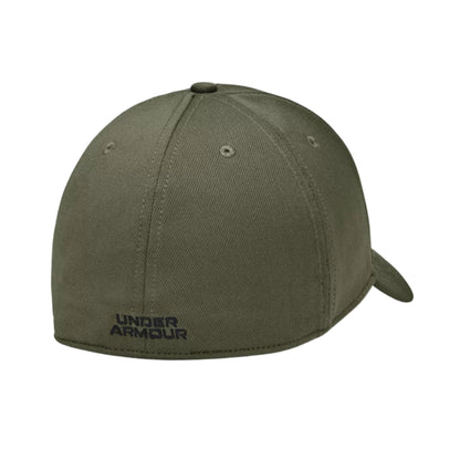 A photo of the Under Armour Blitzing Low Men's Stretch Fit Cap in colour green and black.