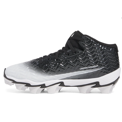 A photo of the Under Armour UA Spotlight Hammer Football Cleats in colour black and white.