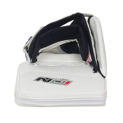 A photo of the Vaughn Ion Pro Select Senior Goalie Blocker in colour white, black and blue.