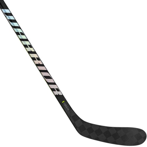 A photo of the Warrior Alpha LX2 Pro Intermediate Hockey Stick (2023) blade in colour black and green.