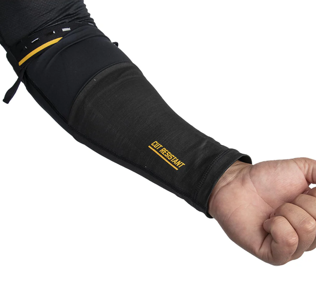 A photo of the Warroad Tilo Pro Stock Padloc Hockey Baselayer Top in colour black.