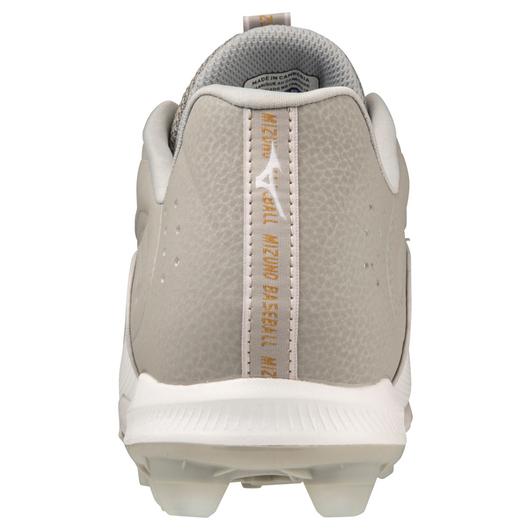 A photo of the Mizuno Ambition 3 Low Molded TPU Baseball Cleats in colour grey and white, back view.