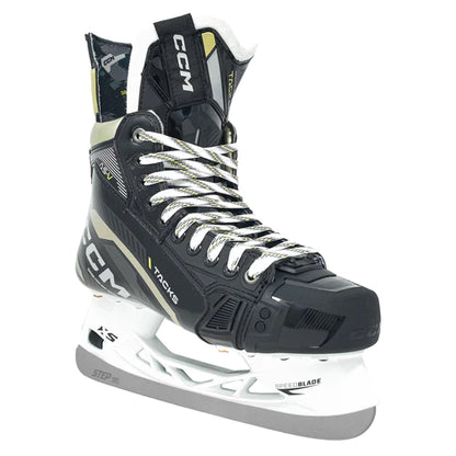 A photo of the CCM Tacks AS-V Senior Hockey Skates 2022 edition with Step Steel diagonal view