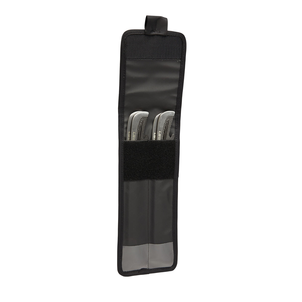 A photo of the BAUER Player Steel Sleeve in colour black with steel blades inside.
