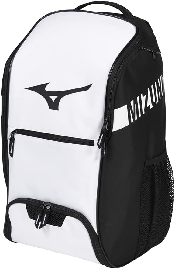 A photo of the Mizuno Crossover Backpack 22 in colour white