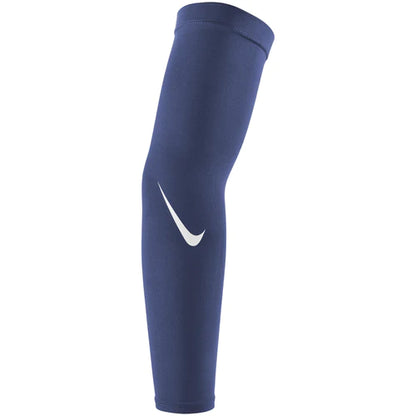 A photo of the Nike Pro Dri-Fit 4.0 Sleeve in colour navy blue